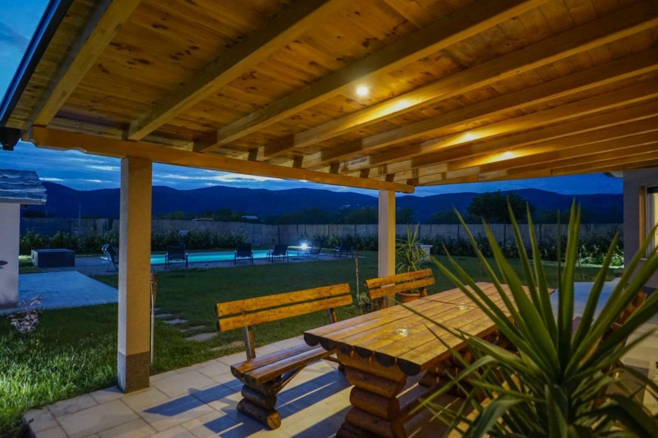 Villa Six Brothers Juricici Exterior photo